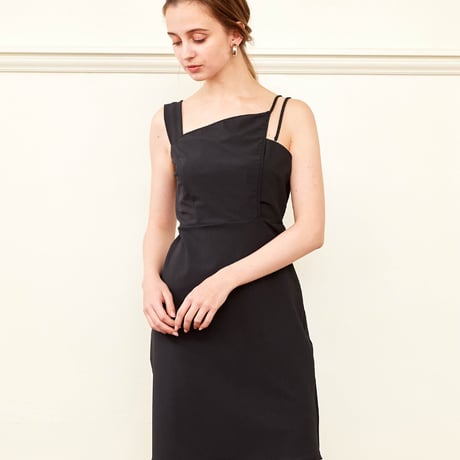 33158　Designing　dress