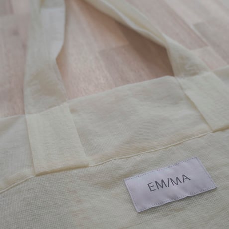 EM/MA Layer01 White