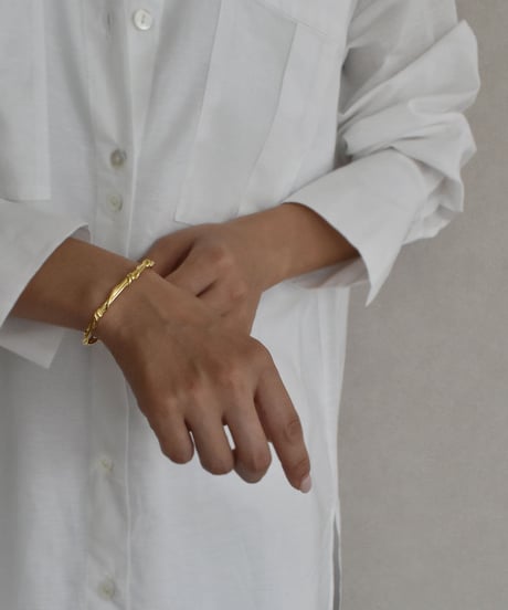 brace-a02036　SV925 Twisted Design Bangle