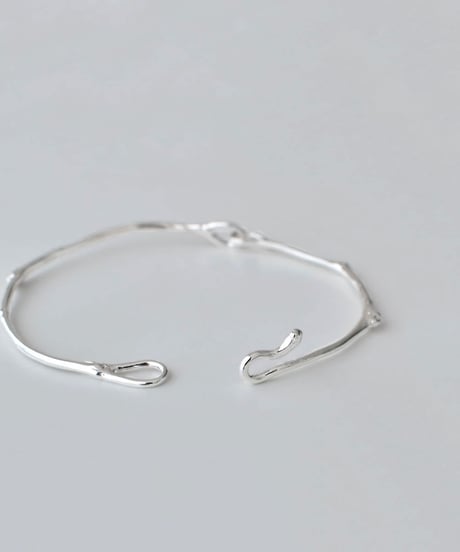 brace-a02032　SV925 Delicate Hook Bangle