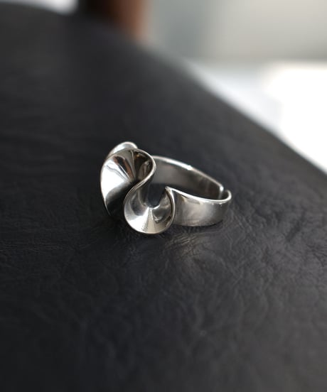 ring-a02157　SV925 Wave Motif Ring