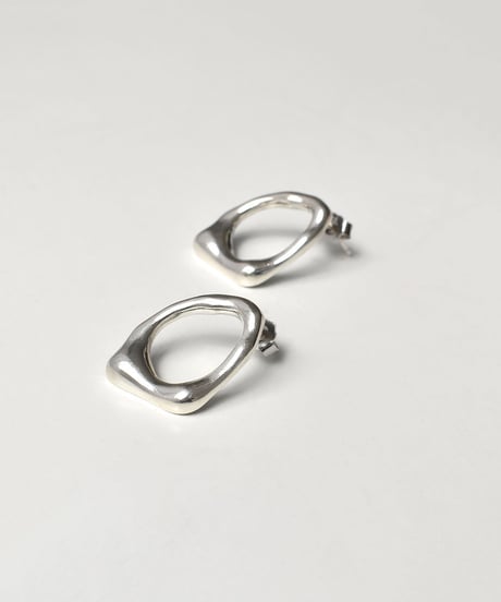pierce-a02113　SV925  Distorted Circle Pierce