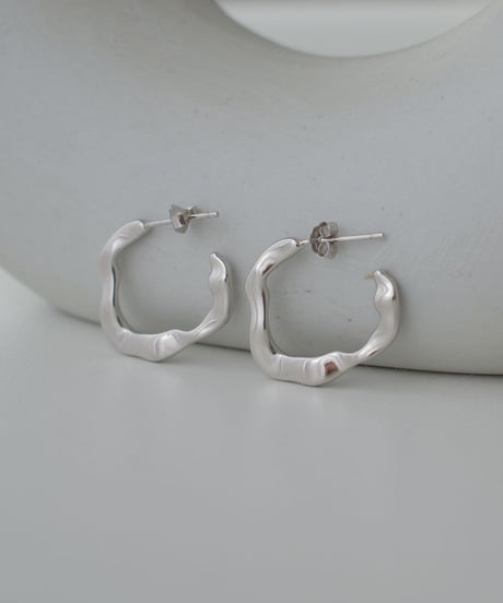pierce-a02133　SV925  Uneven Hoop Pierce