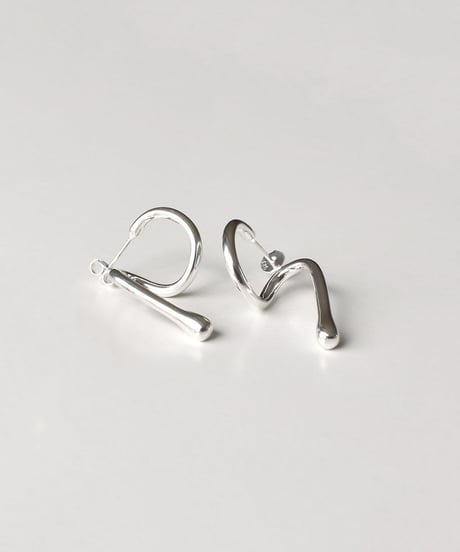 pierce-a02112　SV925 Twisted Line Pierce