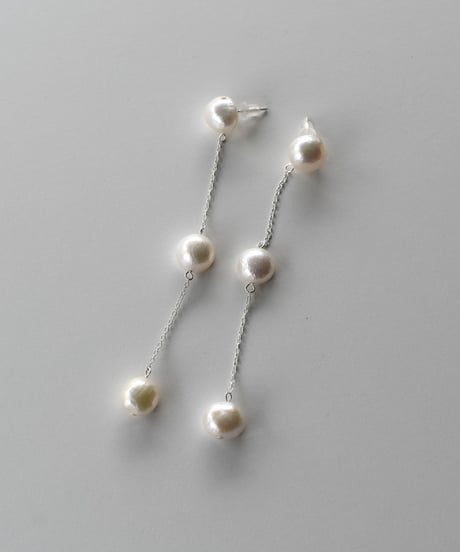 pierce-a02073　SV925 Triple Baroque Pearl Pierce