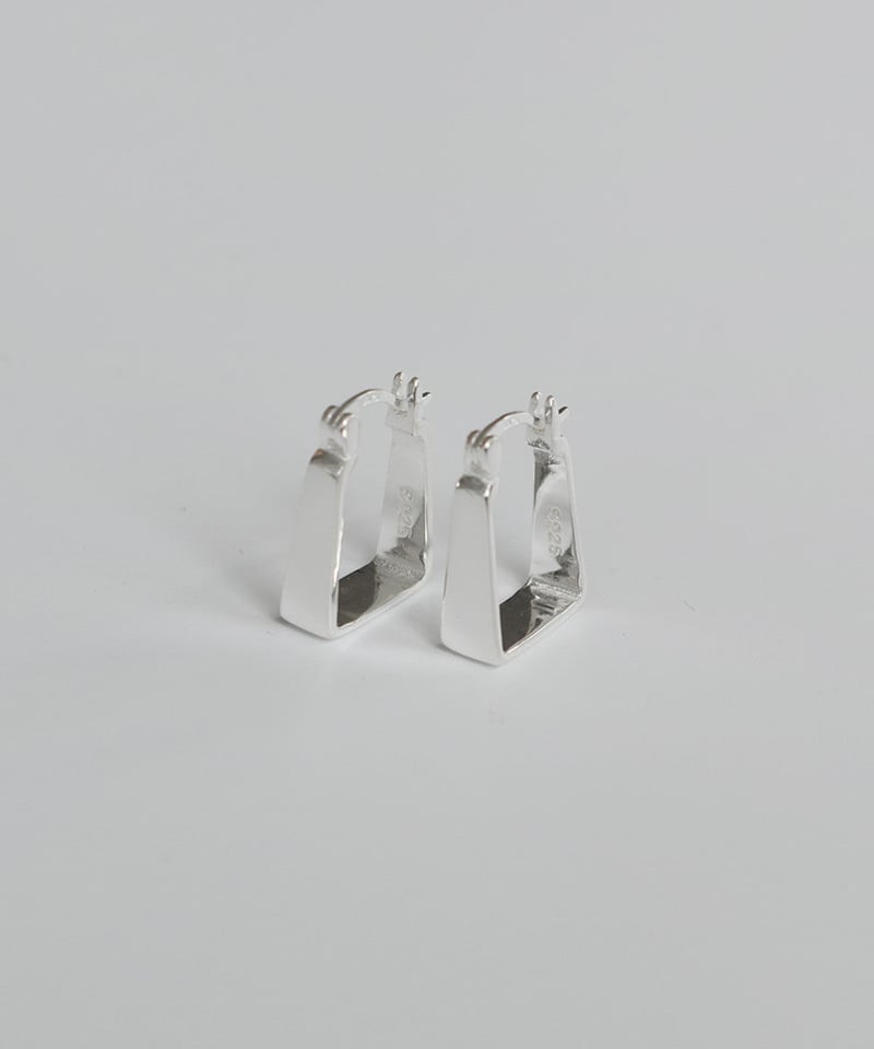 pierce-a02136 SV925 Square Hoop Pierce | a n c e