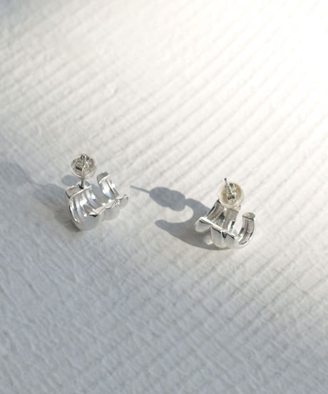 pierce-a02122　SV925 Twist Motif Pierce