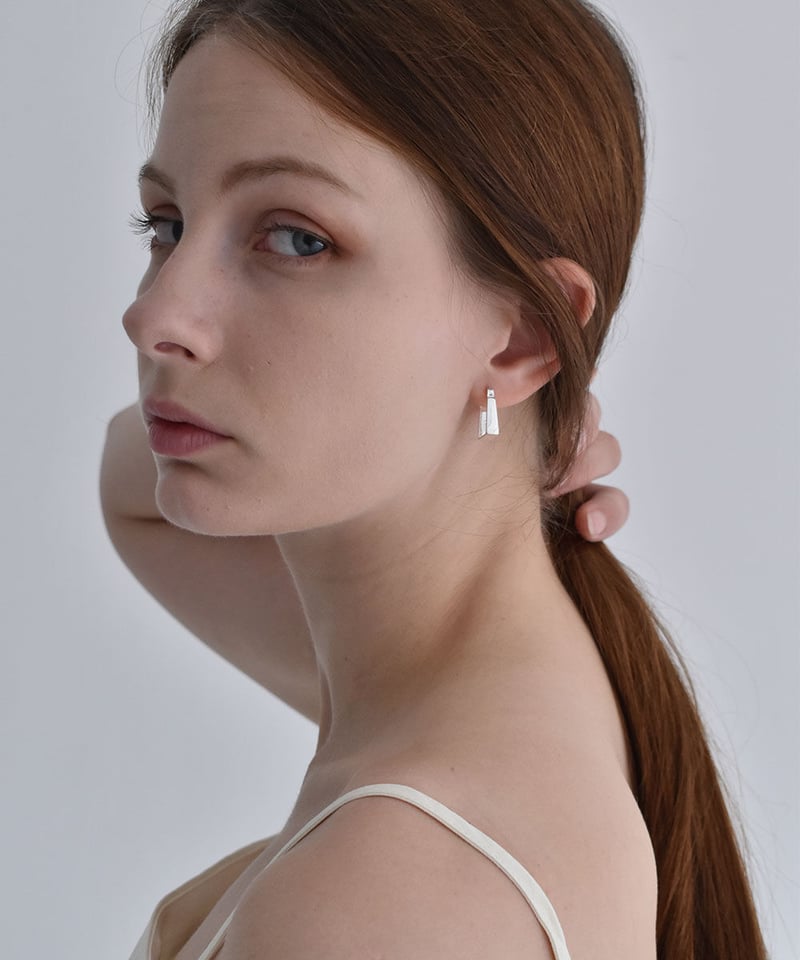 pierce-a02136 SV925 Square Hoop Pierce | a n c e