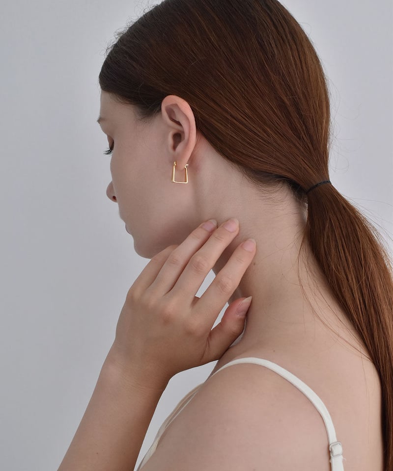 pierce-a02136 SV925 Square Hoop Pierce | a n c e