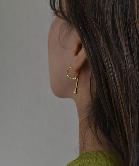 pierce-a02112　SV925 Twisted Line Pierce