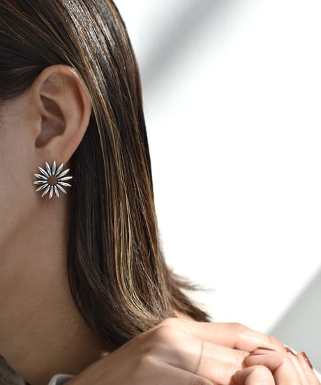 pierce-a02126　SV925 Daisy Flower Pierce