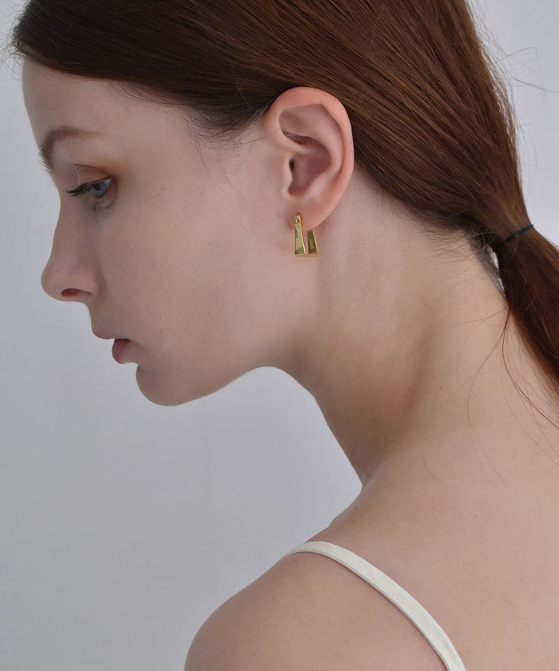 pierce-a02136 SV925 Square Hoop Pierce | a n c e