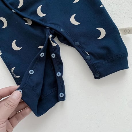 【予約】moon bodysuit or rompers