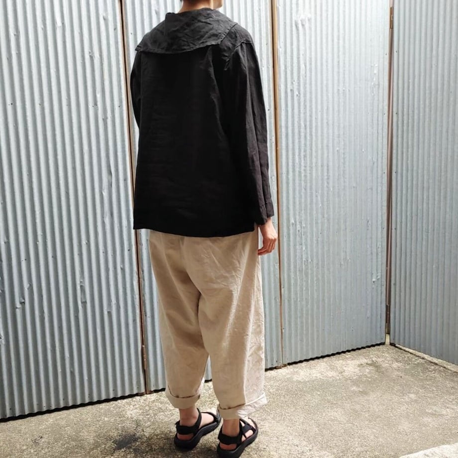62b184e6970565651f1d5373