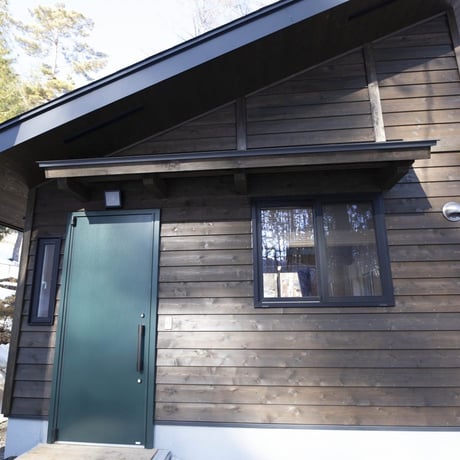 （１６）新型ケビン6⼈⽤(トイレ、シャワー、キッチン付き) (駐⾞券1台分付き)【Acoustic Lounge THE CAMP 2026】 in 長野 こだまの森