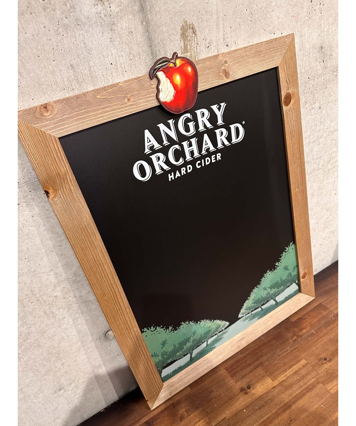 Angry Orchard チョークボード | La