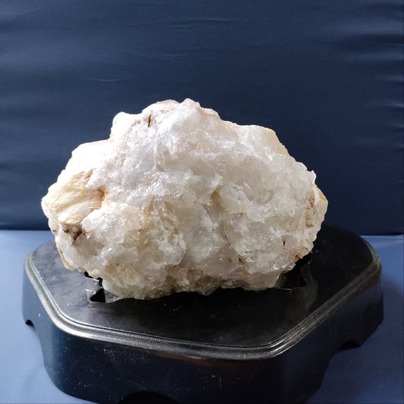 ◇大型◇ブラジル産水晶ジオード(晶洞)◇美しいクラスターが多数生え