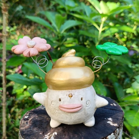 ◆「大金うん君」◆金ウン+四葉のクローバー+花+タイガーアイでなんとも縁起が良い◆