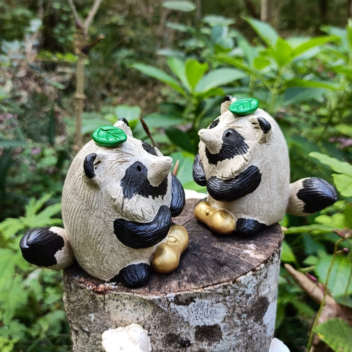 ◇縁起もの◇たぬきんだま君◇たぬきの置物といえばの伝統的デザインを