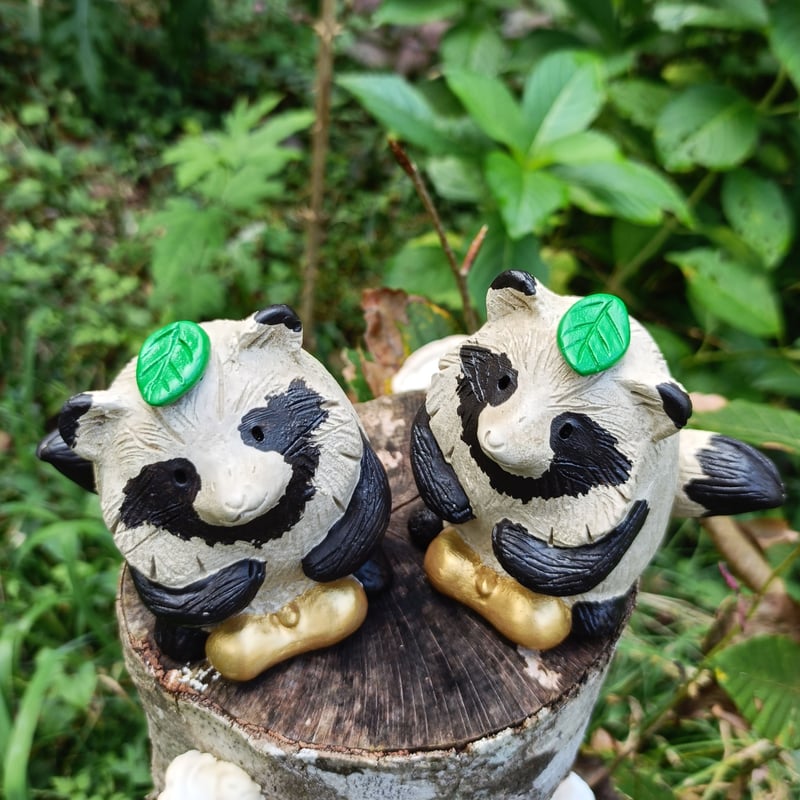 ◇縁起もの◇たぬきんだま君◇たぬきの置物といえばの伝統的デザインを