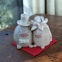 「ウエディングぼっくりちゃんズ」【注文制作品】ハッピーなカップルの記念に。贈り物にも♪