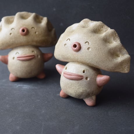【注文制作品】餃子の神様かな？「ぎょうざぼっくり様」◆土ぼっくりと餃子が合体しちゃいました♪