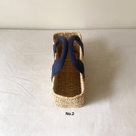 Navy blue tote basket + Antique cloth pouch (blue)