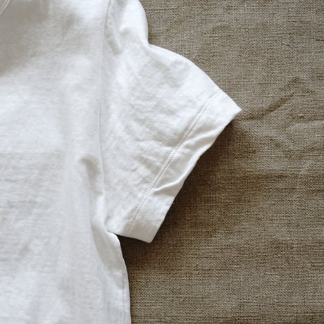 Short sleeves T-shirts