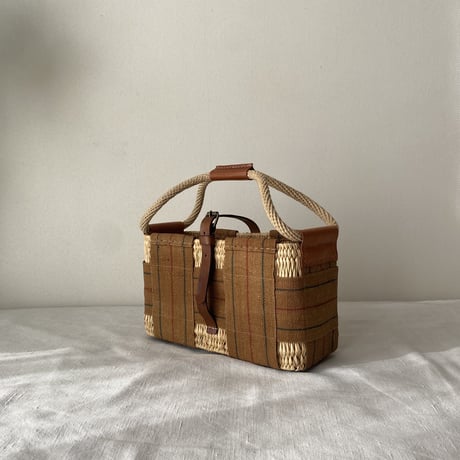 JUTE BELT + leather basketbag