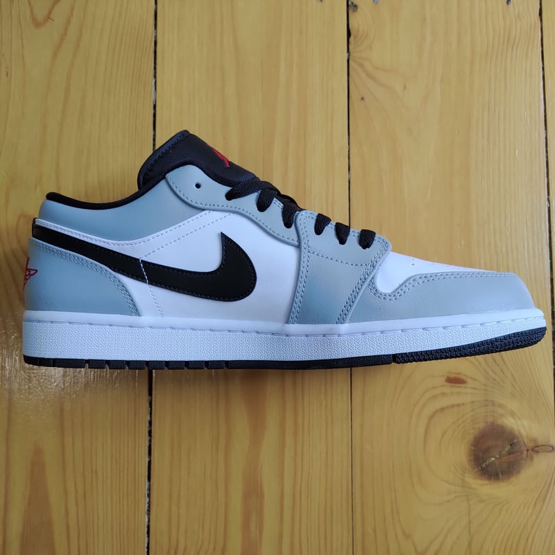 ☆ NIKE ☆ Air Jordan 1 Low ☆ グレー/ブラック/ホワイト ☆ | E