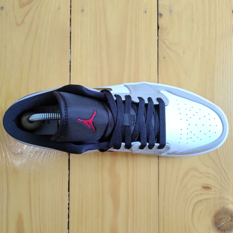 ☆ NIKE ☆ Air Jordan 1 Low ☆ グレー/ブラック/ホワイト ☆ | E