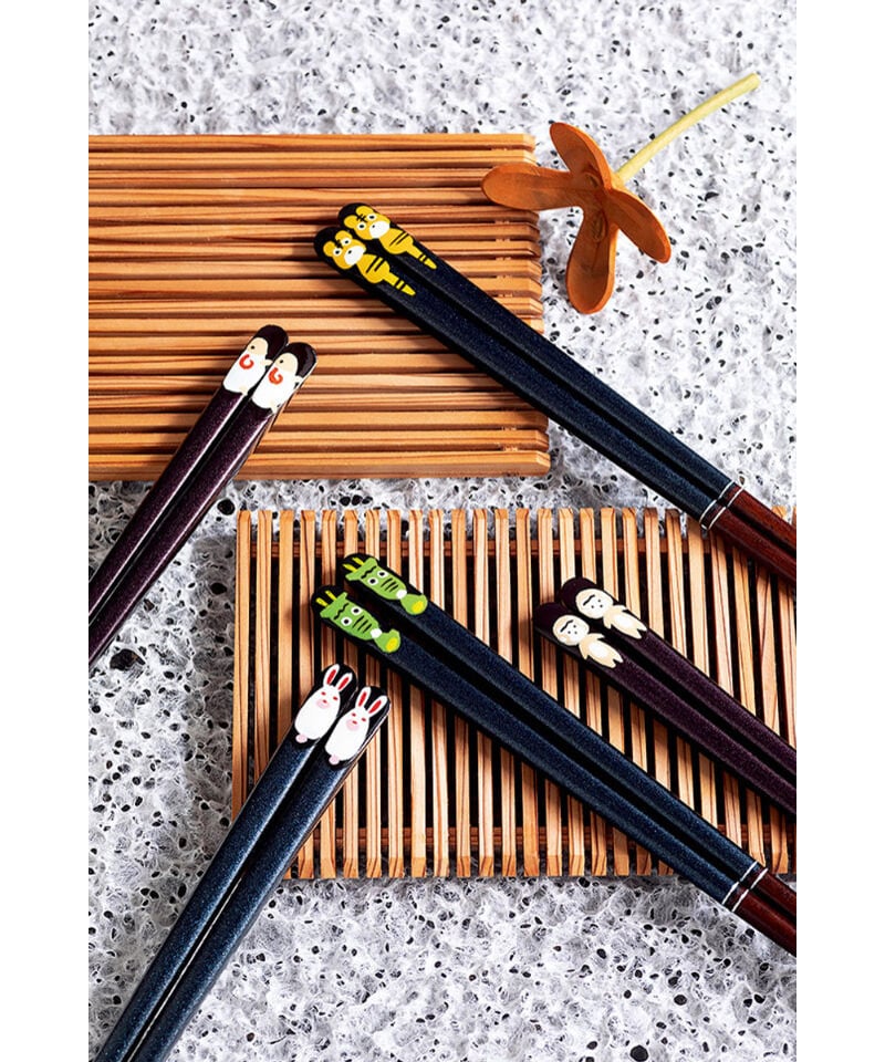 会津漆器　創作　金蒔絵　福島　箸入れ　一輪挿し 会津漆器 創作 金蒔絵 福島 箸入れ 一輪挿し 一双】会津蒔絵 干支箸 | 株式