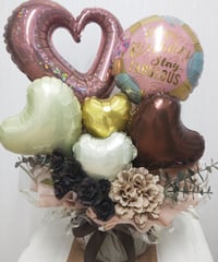 ラテカラー　お誕生日ハートアレンジメント