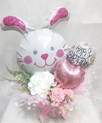 お誕生日ウサギちゃんバルーンアレンジメント