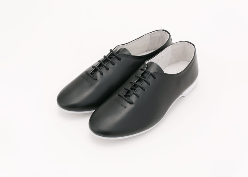新品 MISOPÉ 黒 レザー っぽい ドレスシューズ ヒール約3cm