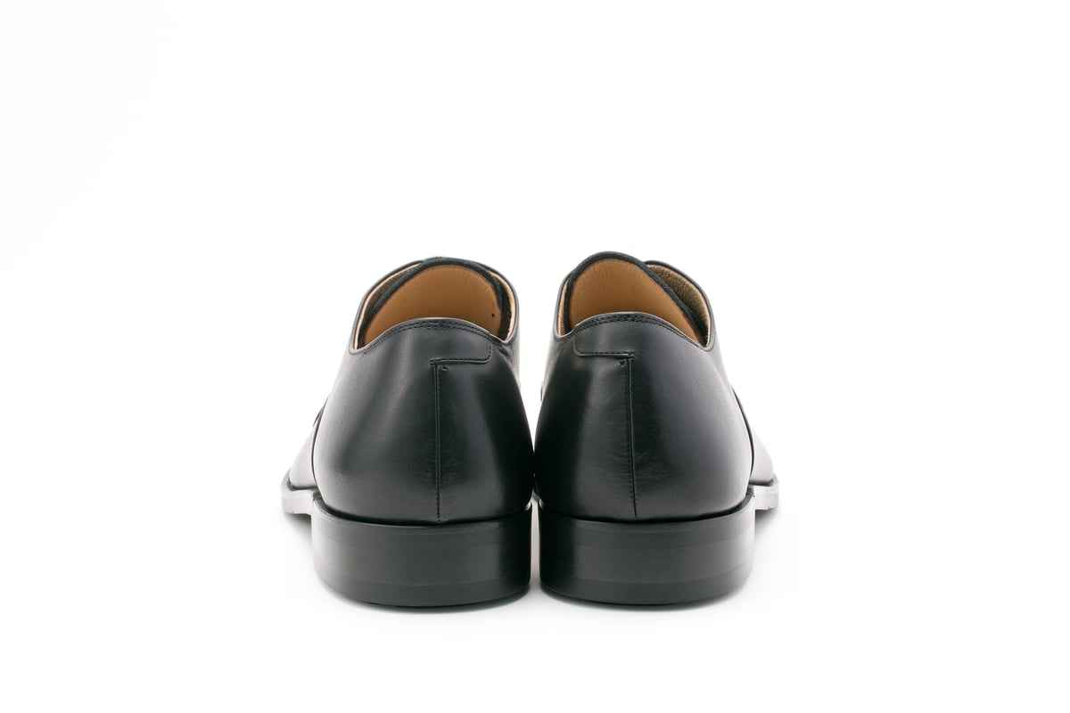 アノネイ社クロムフリーレザー】 内羽根式 ストレートチップ レース