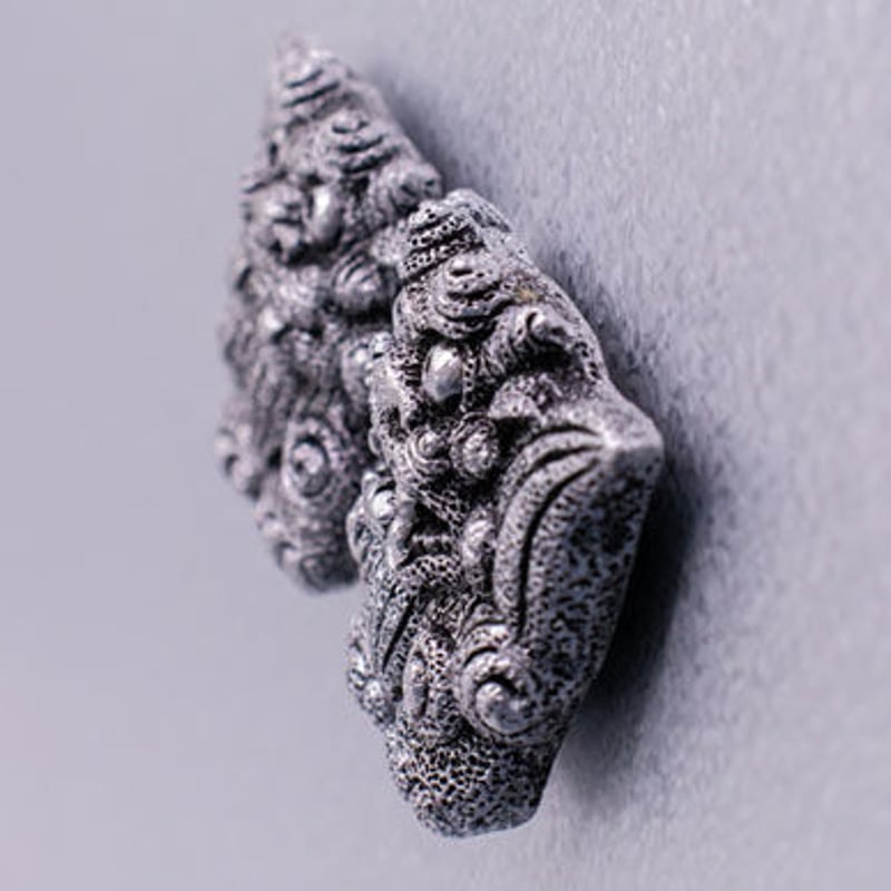 銀獅子シーサーマグネット コロナ ギフト 沖縄 お土産 魔除け | 美ら