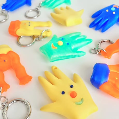 BOM(Ai Nishimoto)／3Dキーチェーン「Hand」
