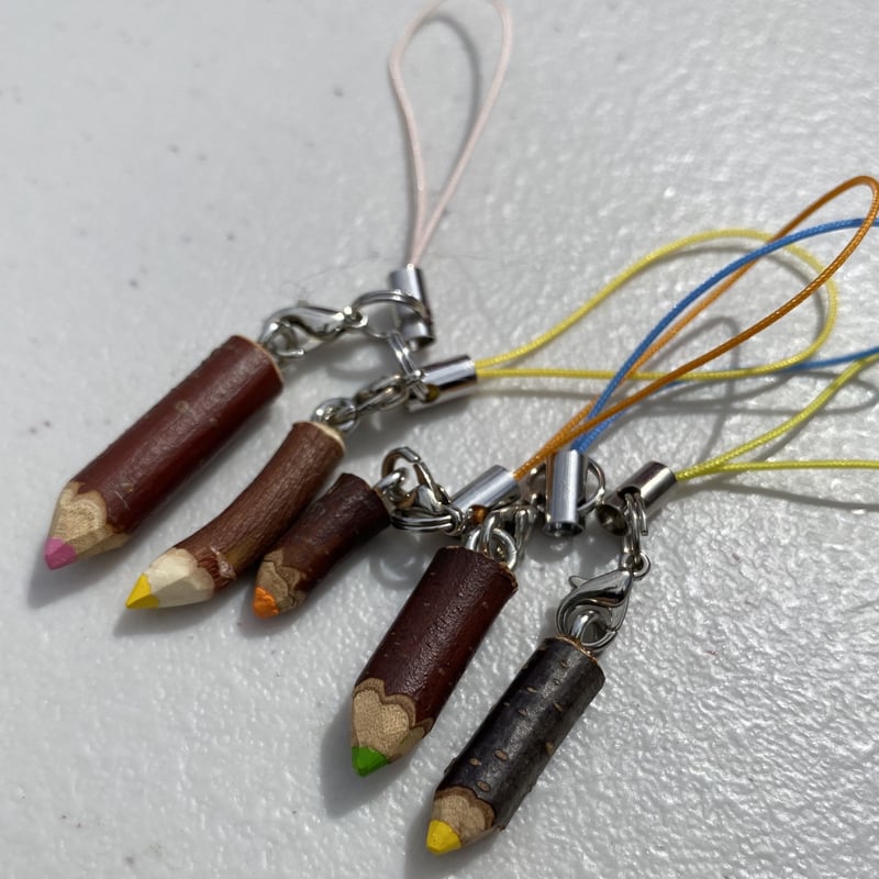いろえんぴつ ストラップ | TMCハンドメイドマーケット ウェブストア