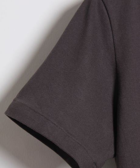 ナローネックバンドTシャツ - ショートスリーブ / ダークブラウン　Narrow Neckband Tee Shirts - Shortsleeve / Dark Brown