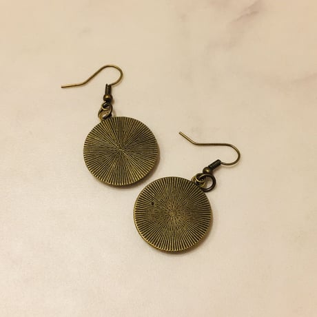 【SOLD OUT】【1thAnniversary SALE開催中】月と歯車の星空ピアス