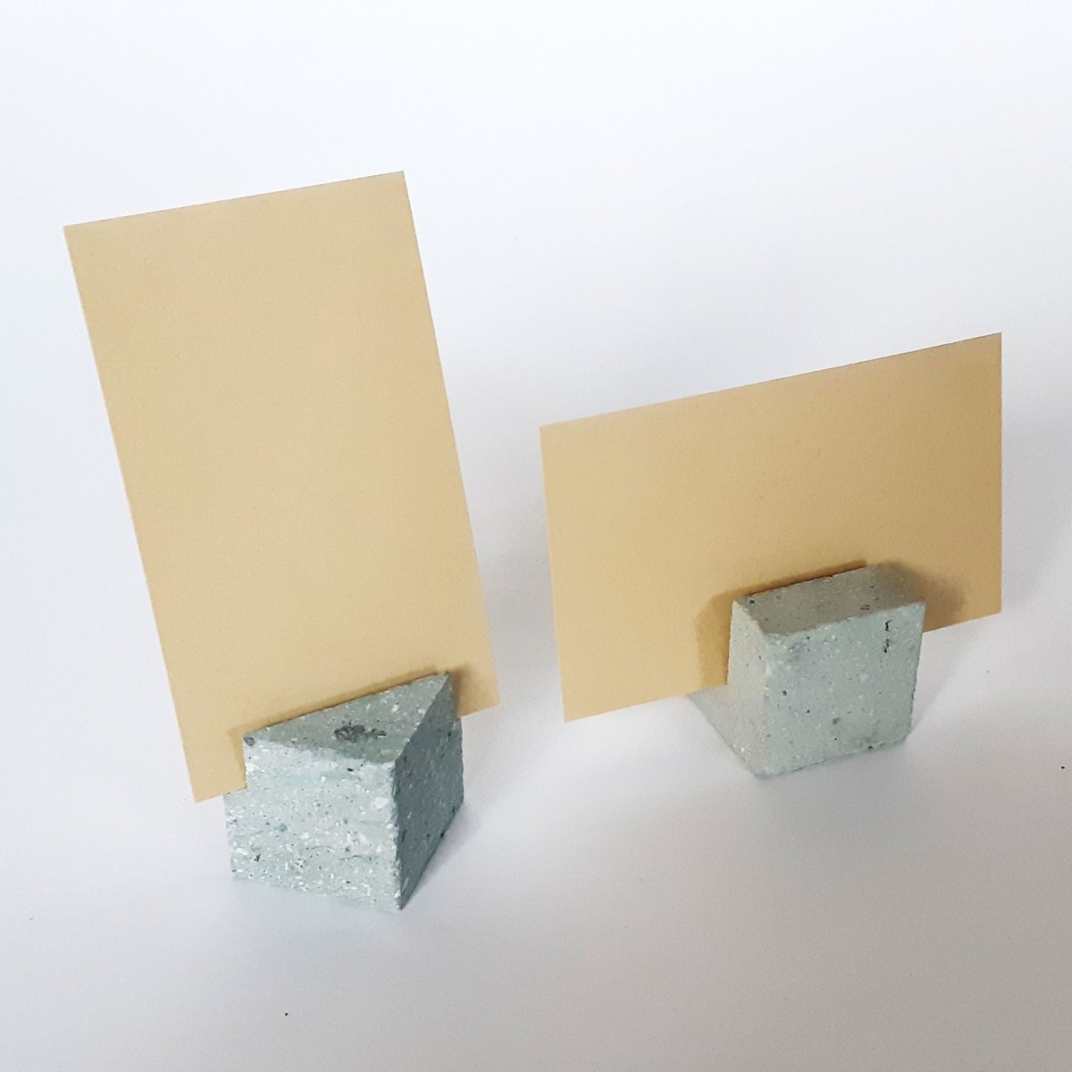 カードたて(2個セット) | 笏谷石バンク PRODUCT STORE カードたて(2個セット) | 笏谷石バンク PRODUCT STORE