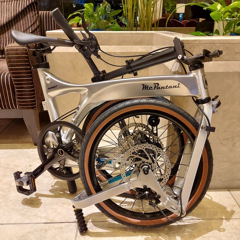 20万円新品Birdy型　折りたたみフォールディングバイク自転車 20万円新品Birdy型 折りたたみフォールディングバイク自転車