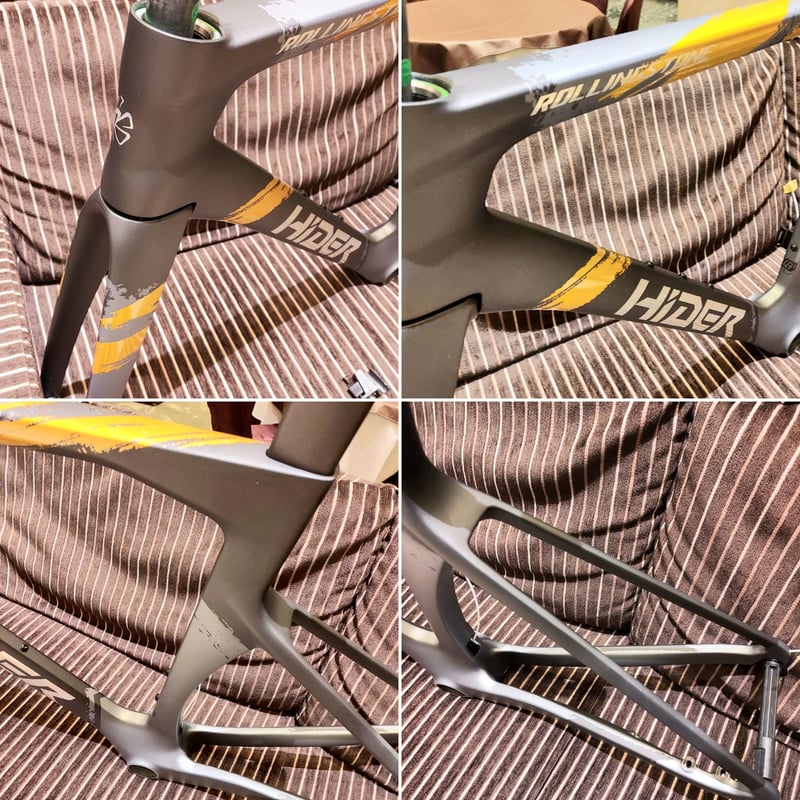 60万円台のUCIプロチーム機材と同じ設計 新品カーボン ディスク