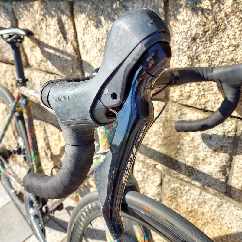 60万円分☆ディスクロードバイク☆クロモリフレームNYデザイナー