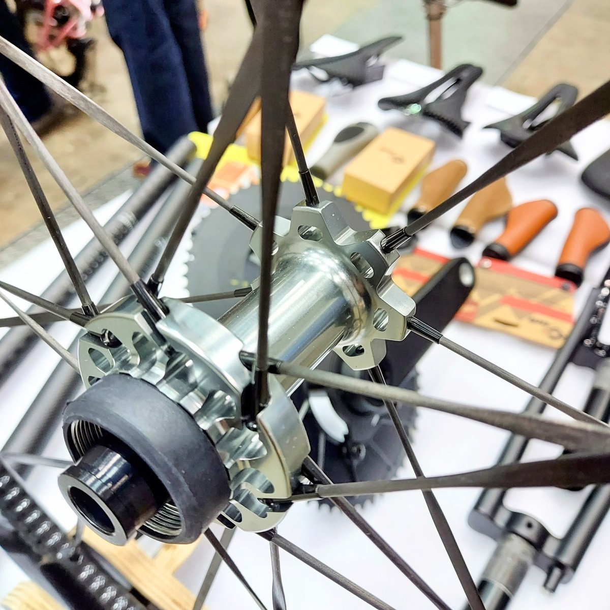 新品Superteam スーパーチーム UCI実証最新モデル ディスクロード