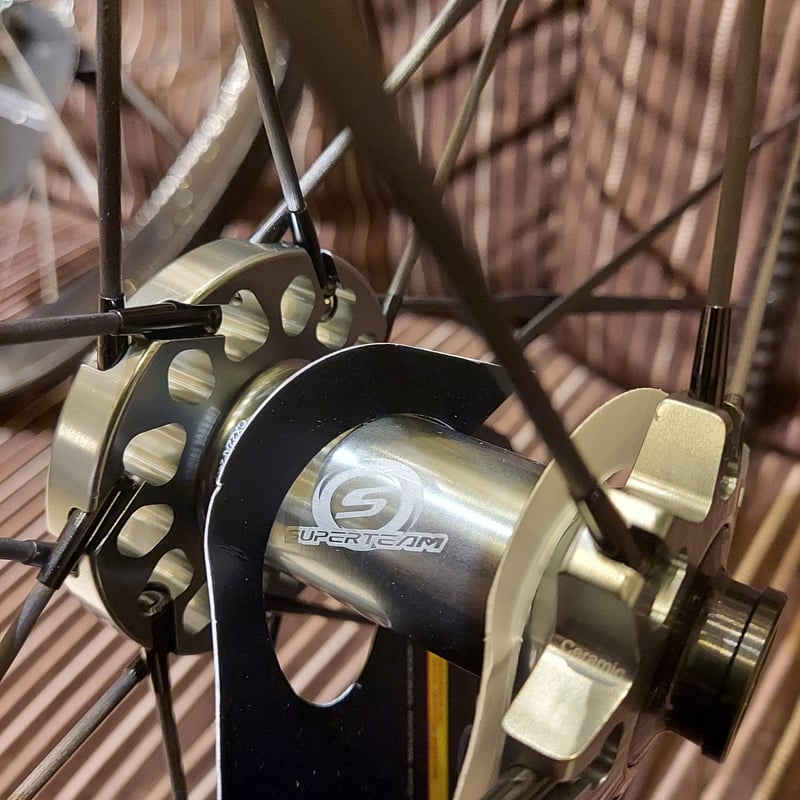 新品Superteam スーパーチーム UCI実証最新モデル ディスク