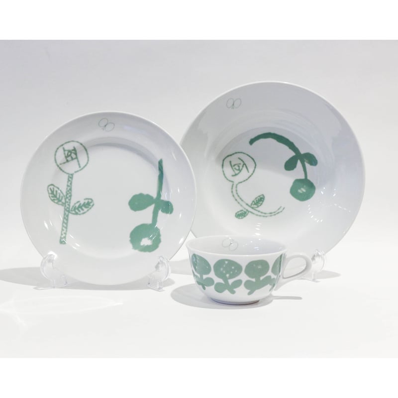 ミナ ペルホネン MINT GREEN FLOWER ミディプレート21cm | piccol ミナ ペルホネン MINT GREEN FLOWER ミディプレート21cm | piccol