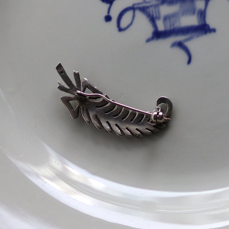 イギリス　アンティーク　マーカサイトブローチ fit=scale-down,w=1200