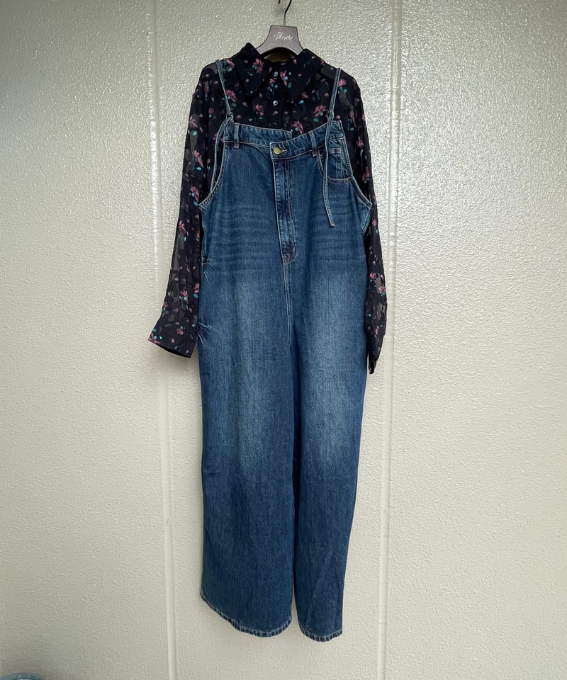 セール！デニムリメイク　 たくさんGパンサロペット　一点物 リメイク風サロペットデニムワイドパンツ | TO